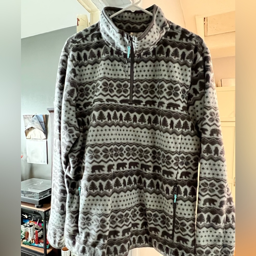 Chubbies men’s 1/4 zip. Size large